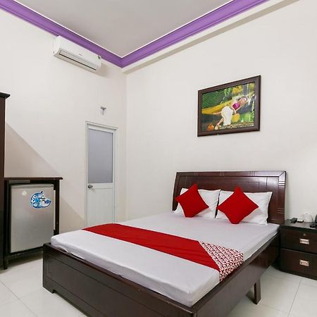 OYO 486 Khách sạn Nhất Nhất Hotel TP. Hồ Chí Minh Ngoại thất bức ảnh