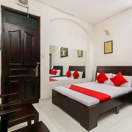 OYO 486 Khách sạn Nhất Nhất Hotel TP. Hồ Chí Minh Ngoại thất bức ảnh