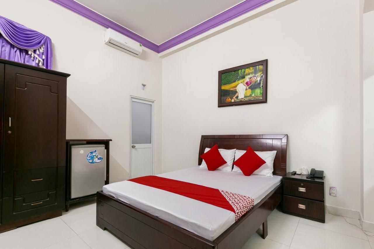 OYO 486 Khách sạn Nhất Nhất Hotel TP. Hồ Chí Minh Ngoại thất bức ảnh