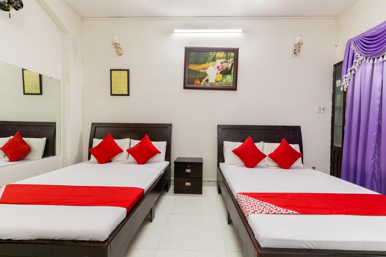 OYO 486 Khách sạn Nhất Nhất Hotel TP. Hồ Chí Minh Ngoại thất bức ảnh
