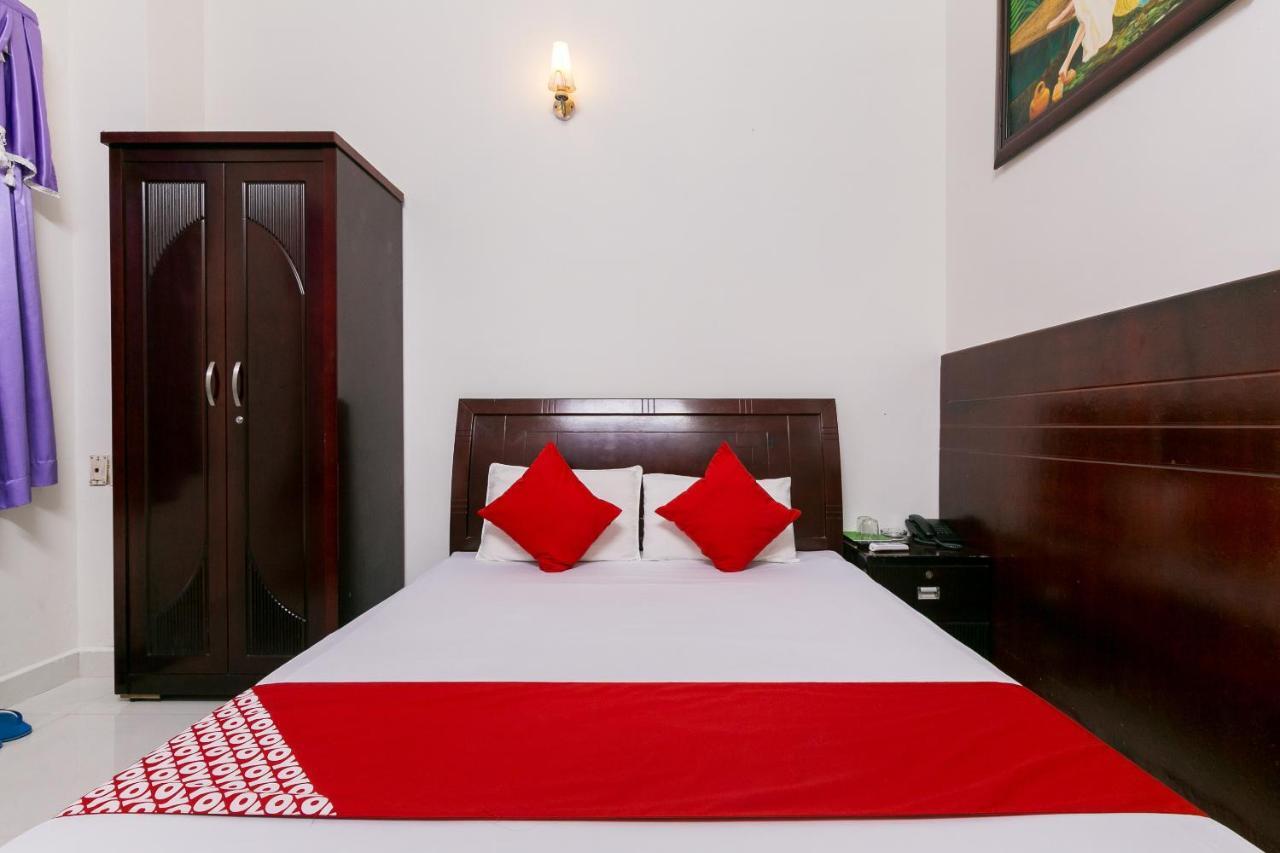 OYO 486 Khách sạn Nhất Nhất Hotel TP. Hồ Chí Minh Ngoại thất bức ảnh