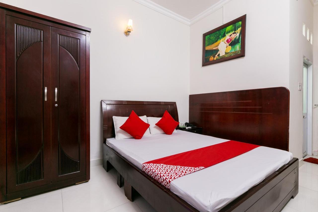OYO 486 Khách sạn Nhất Nhất Hotel TP. Hồ Chí Minh Ngoại thất bức ảnh
