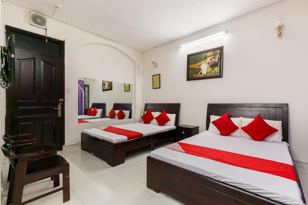 OYO 486 Khách sạn Nhất Nhất Hotel TP. Hồ Chí Minh Ngoại thất bức ảnh