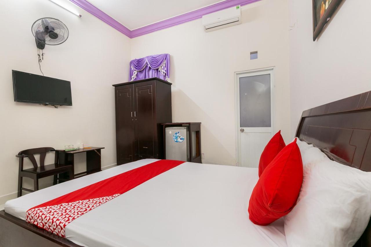 OYO 486 Khách sạn Nhất Nhất Hotel TP. Hồ Chí Minh Ngoại thất bức ảnh