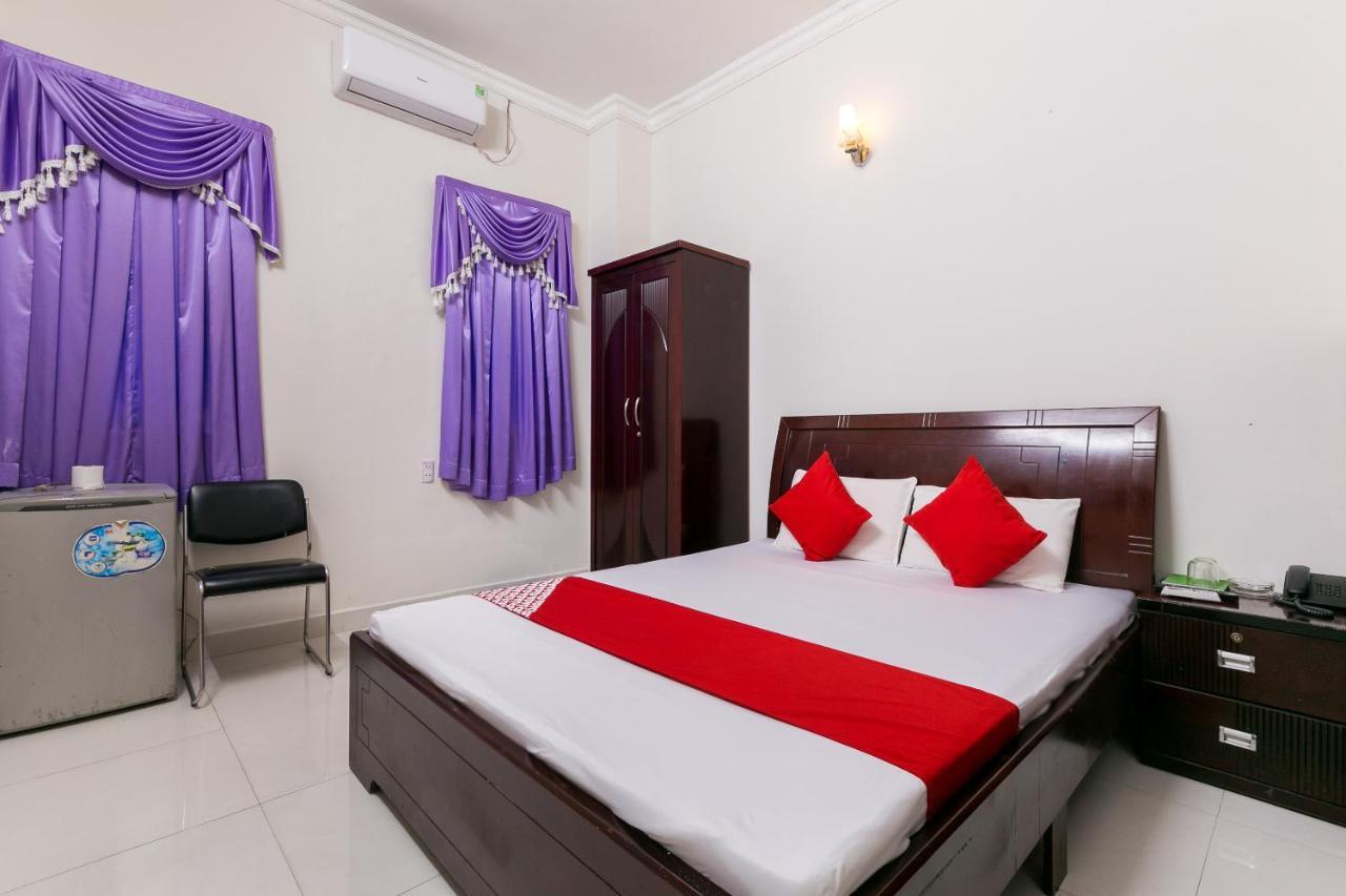 OYO 486 Khách sạn Nhất Nhất Hotel TP. Hồ Chí Minh Ngoại thất bức ảnh